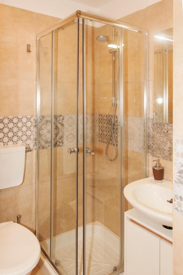 Wish Rooms Лечче Экстерьер фото
