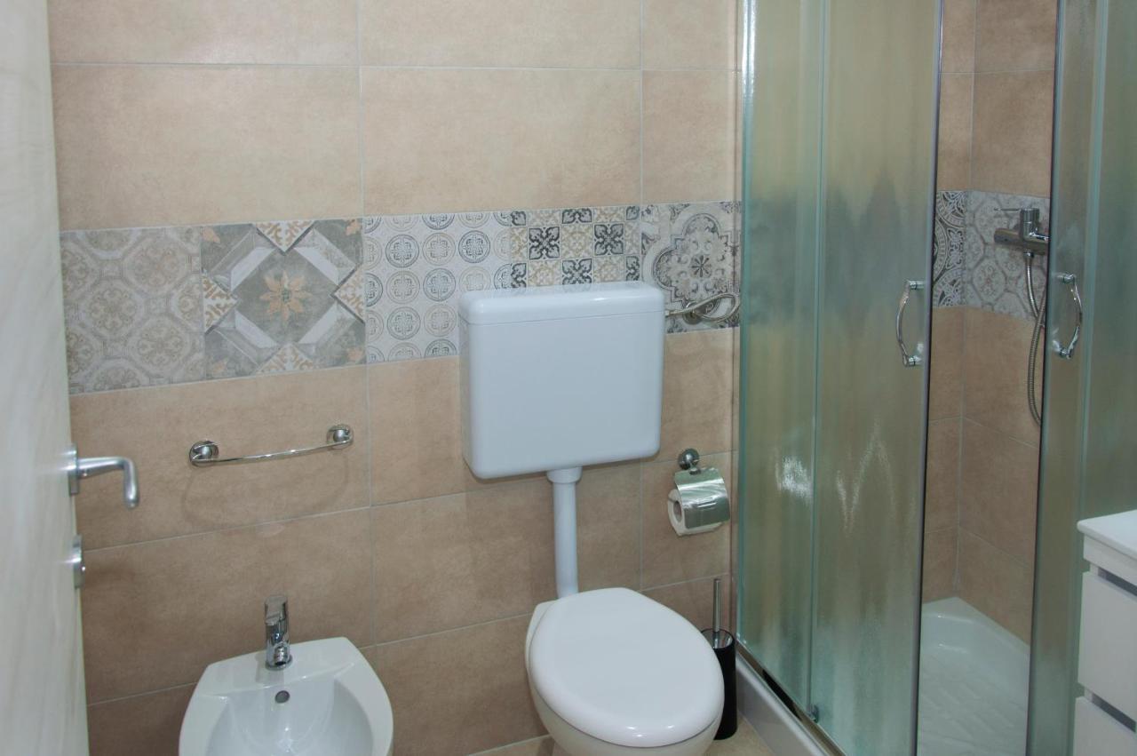 Wish Rooms Лечче Экстерьер фото